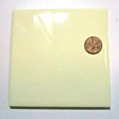 1 Wall Tile AO American Olean USA 4-1/4'' Ceramic Gloss Pale Banana Canary Yellow