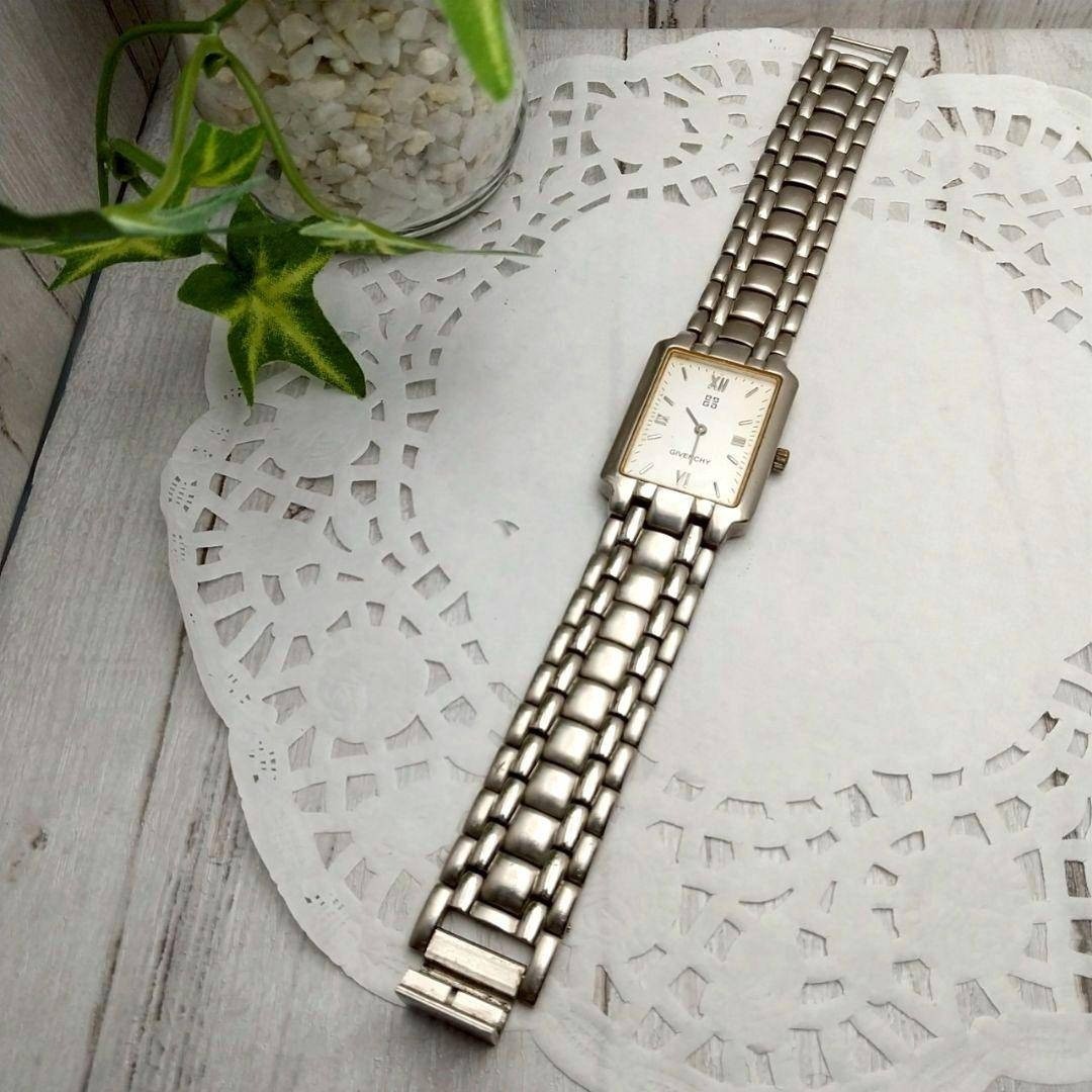 Working Givenchy Watch Unisex Rectangular Vintage View 6