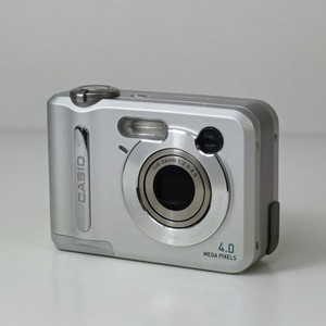 Casio Digital Camera QV-R40 4.0MP Silver Tested With SD Card Casio Camera