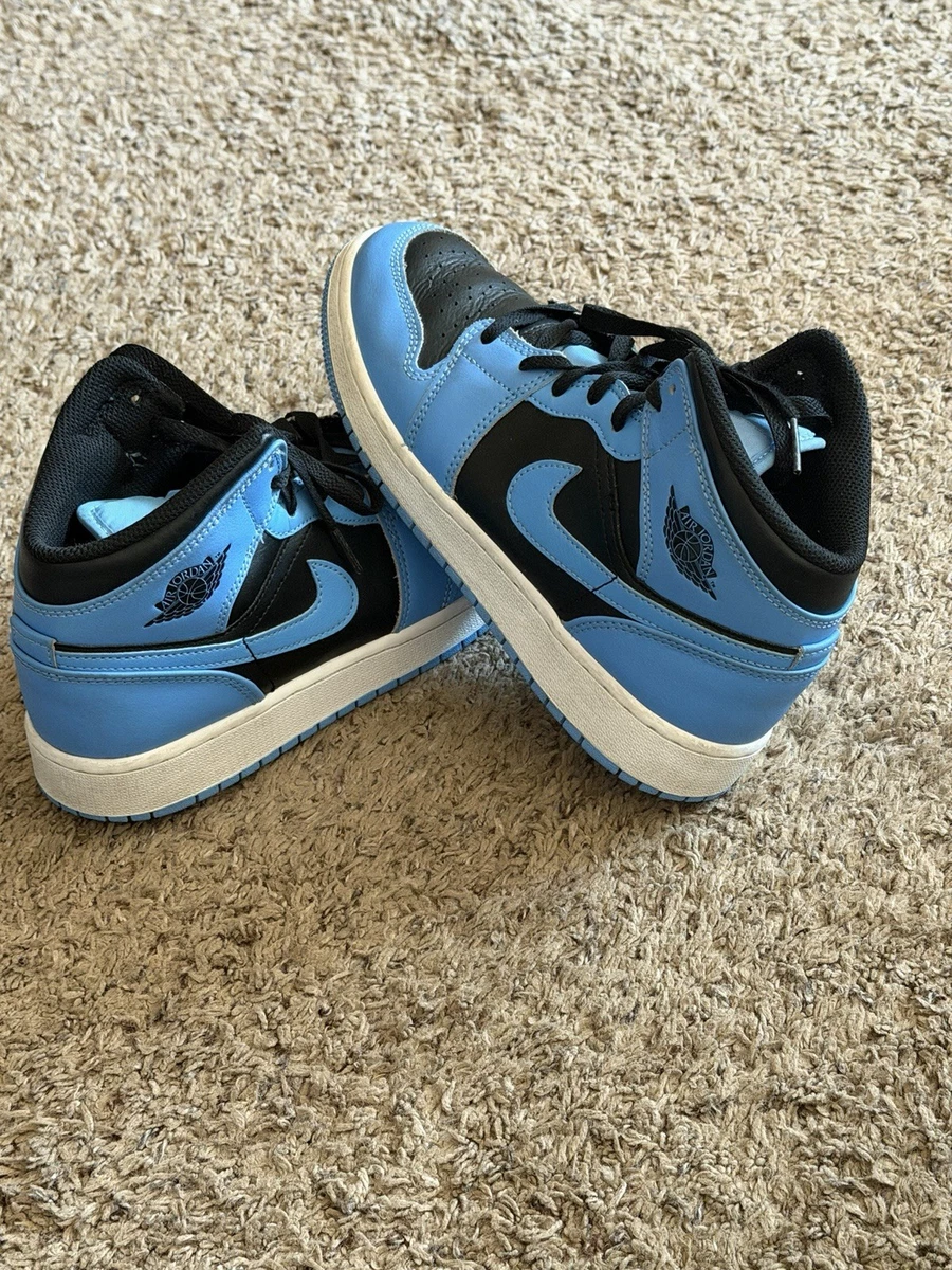 Preços baixos em Jordan 1 Mid University Blue Black | eBay