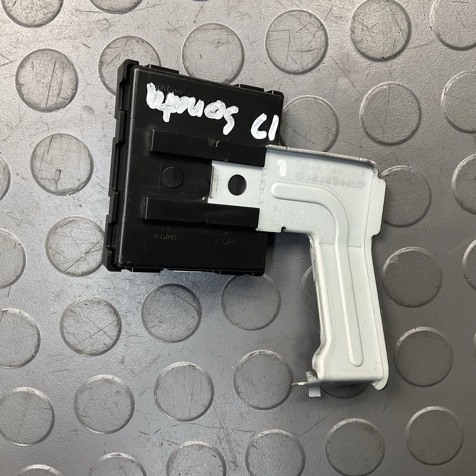 Conjunto de unidad de módulo de control de presión de neumáticos Hyundai Sonata TPMS 2015-2017 FABRICANTE DE EQUIPOS ORIGINALES Foto 2 de 4