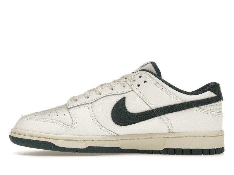 靴 NIKE DUNK LOW us11 Size 11 - Nike Dunk Low Athletic Department - Deep Jungle
