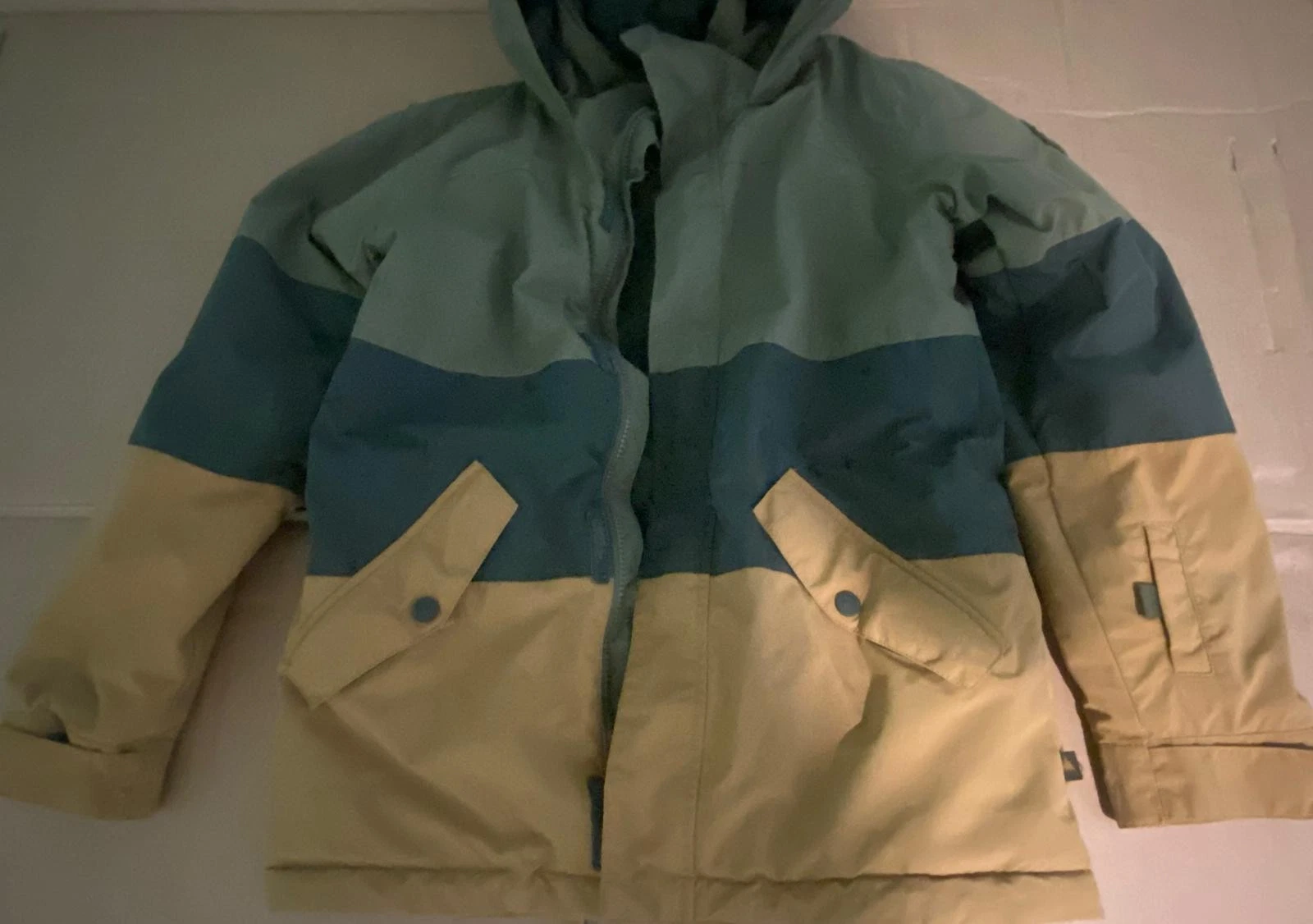 burton used waterproof jacket