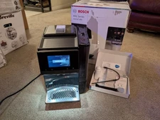 BOSCH TPU60309 800 Series VeroCafe Fully Automatic Espresso Machine New Cracked 