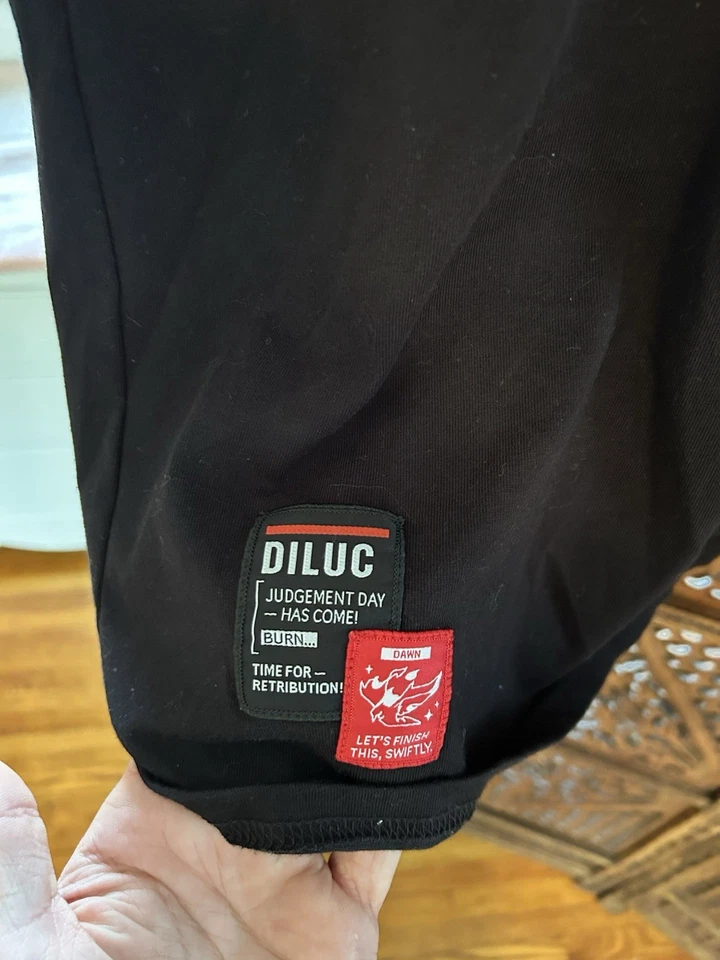 Camiseta negra grande Genshin Impact para hombre gráfico del lado oscuro del amanecer Foto 3 de 4