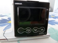 OMRON E5CN-H Temperatur Controler   NEU