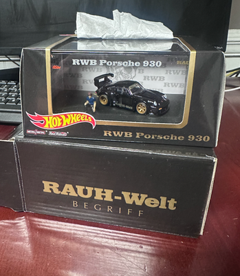 Hot Wheels Black RLC RWB Porsche 930 w/ Akira Nakai Figure 2020