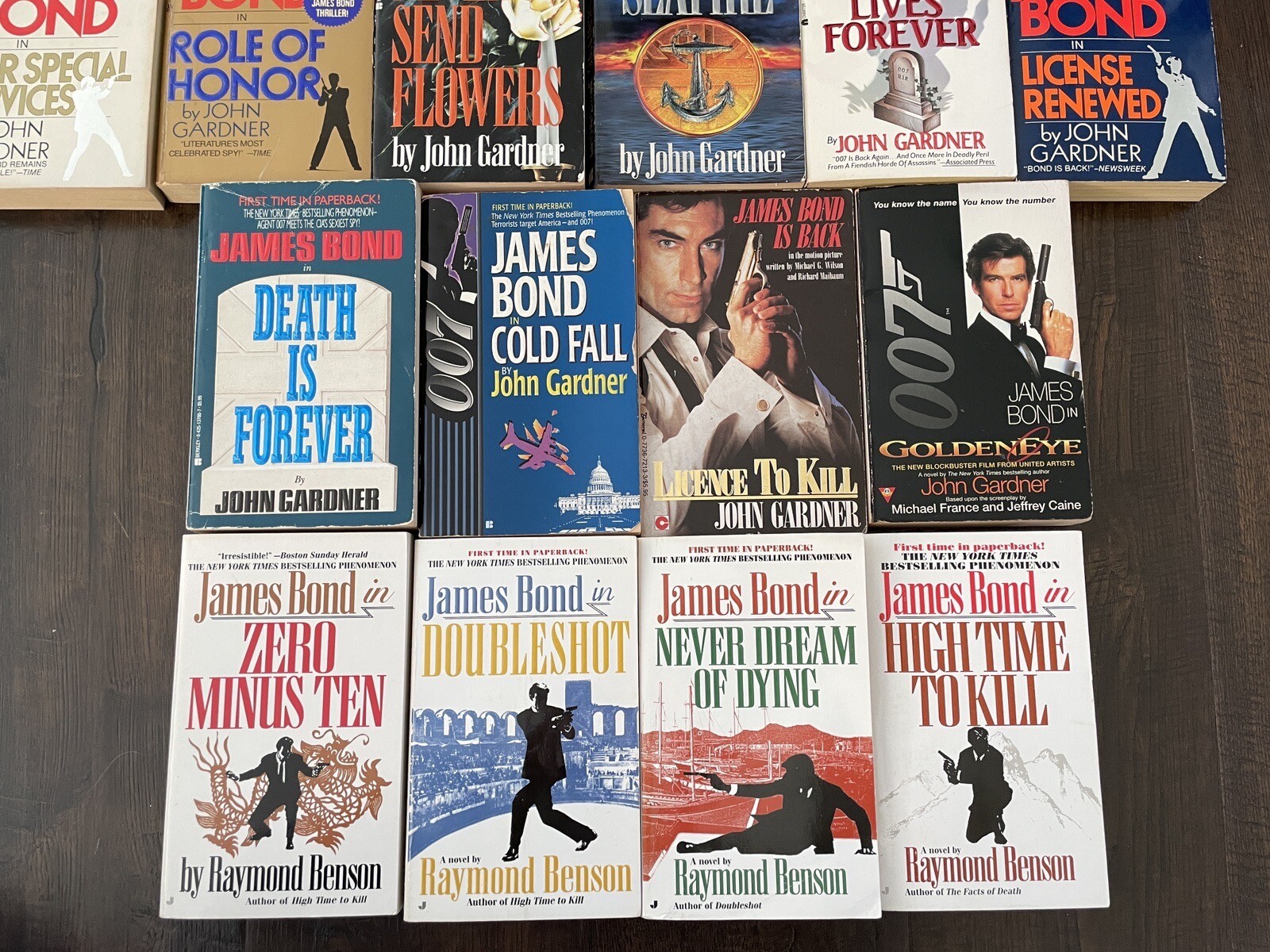 Lot of 20 old 'James Bond 007' Softcover Books by John Gardner ...