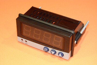 Jumo iTRON TWB-08-22/000 Temperature Controller