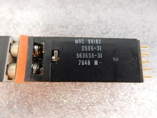 '1 PIECE' - PN# 2986-31, 563655-31 - SAFRAN - SWITCH ASSY(FIXED FREQ)