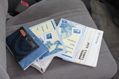 Owners Manual 8 Cyl AT SR5 TUNDRA 2000 uCAR_RM