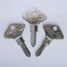 Taylor brand Renault automotive key blanks, X61, locksmith, Set of 3