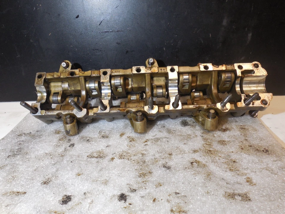 1120510008 凸轮轴外壳左摇臂 04-08 克莱斯勒 Crossfire 3.2 CLK320 — 第 2/4 张图片