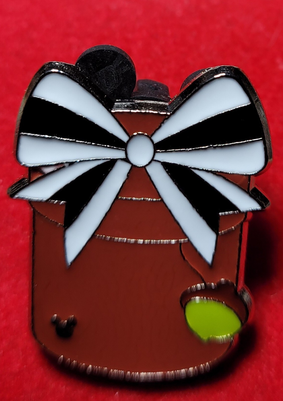 Disney Trading Pin, Chip & Dale, Hidden Mickey, Present, 6 of 6, 2019 b7A
