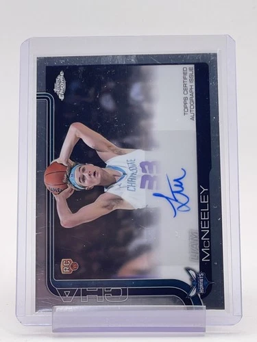 LIAM MCNEELEY 2025-26 TOPPS CHROME ROOKIE AUTO #TCAR-LM HORNETS Q0358