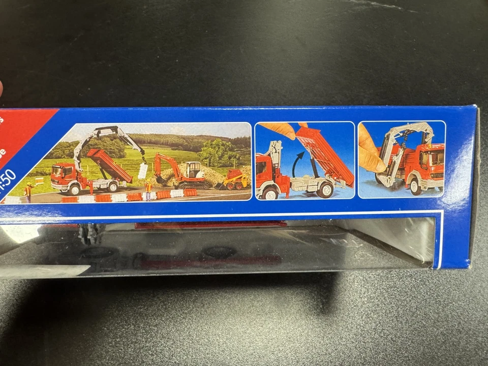 SIKU 3534-modellino 1:50 - CAMION MERCEDES ATEGO CON GRU - NUOVO-SIGILLATO - Immagine 4 di 4