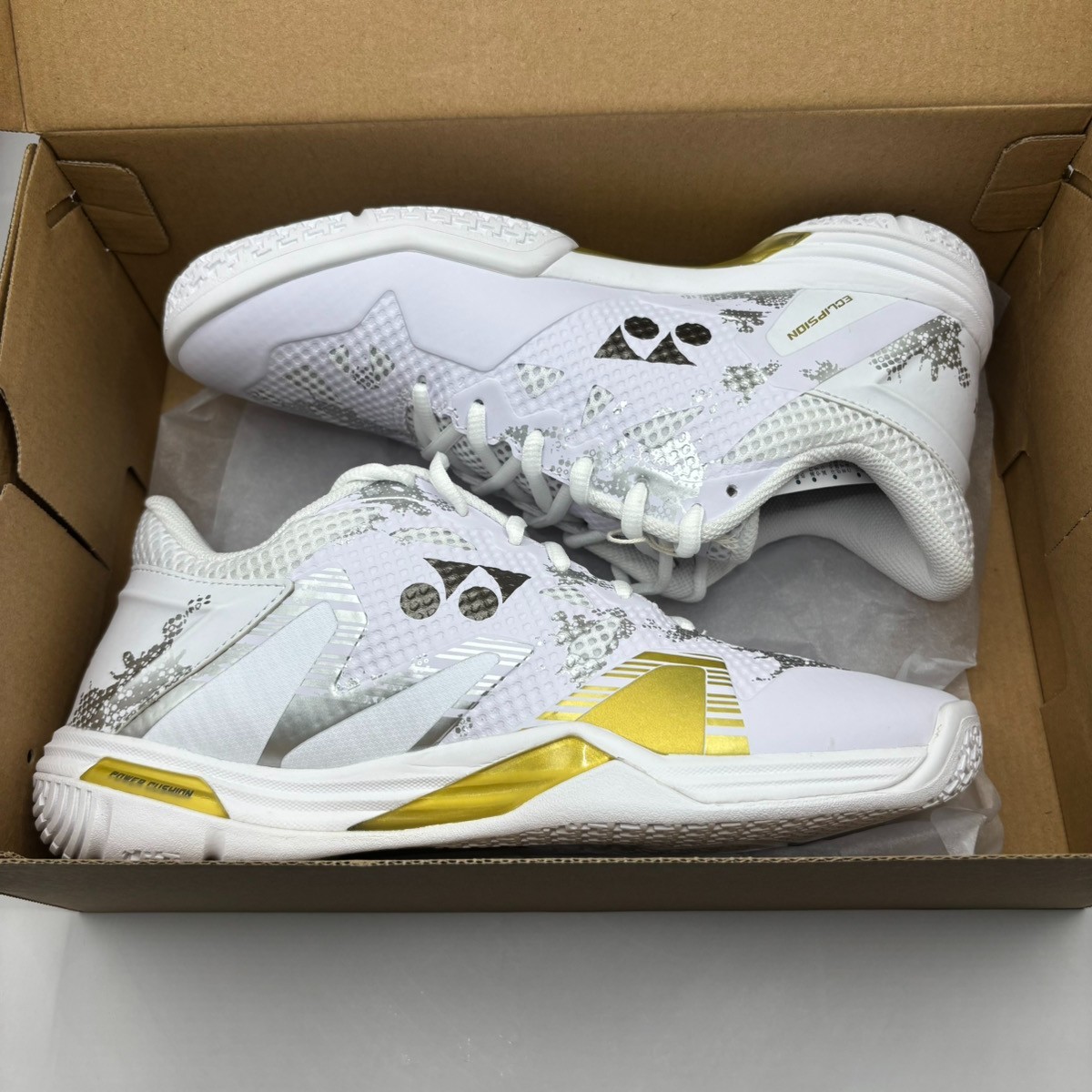 YONEX Power Cushion Eclipse Z SHBELZ3M 532 White/Gold Men