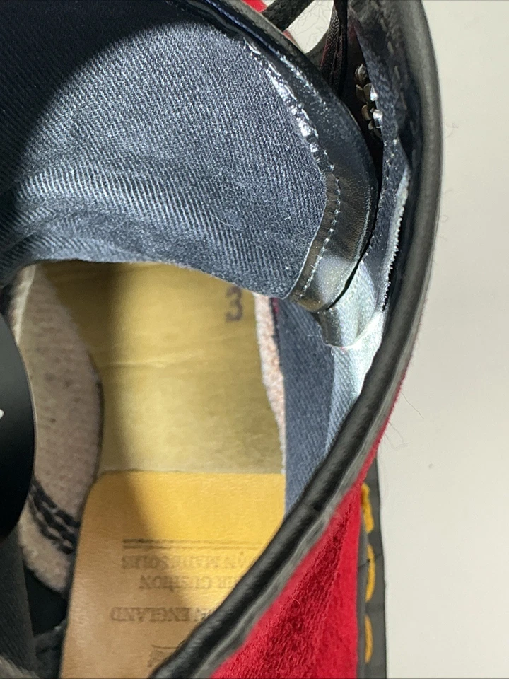 Botas de Terciopelo Rojo Dr. Martens 1460 Hechas en Inglaterra EE. UU. 5 / UK 3 - Raras De Colección Foto 3 de 4