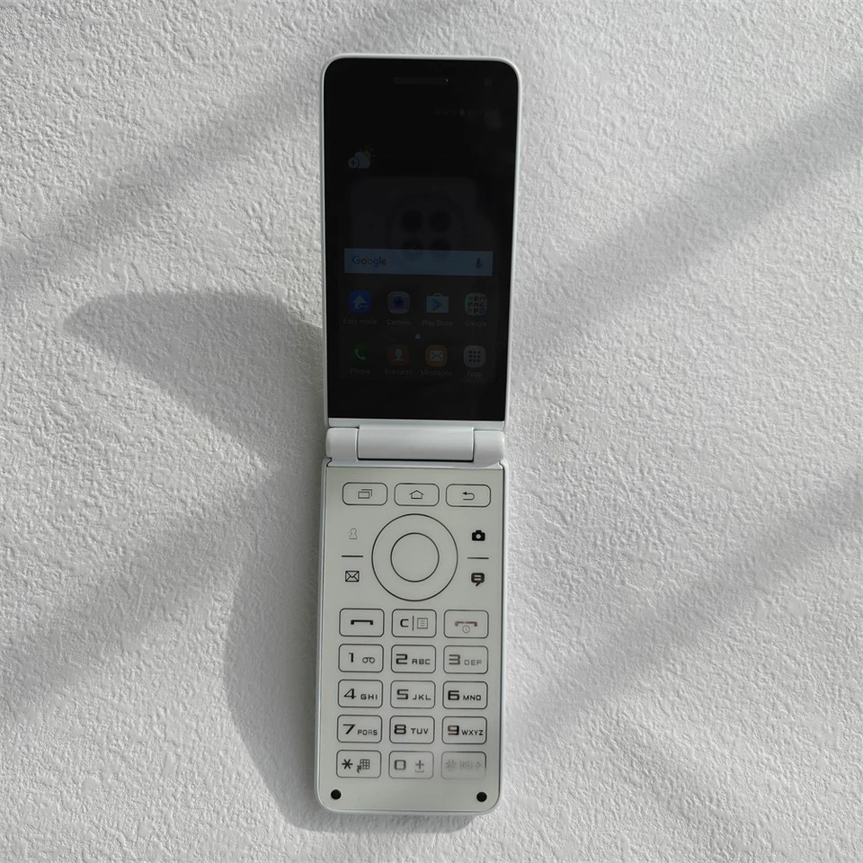 Original Unlocked Samsung Galaxy Folder2 G160N WIFI GPS 3.8" Flip 4G Smartphone - Image 2 of 4