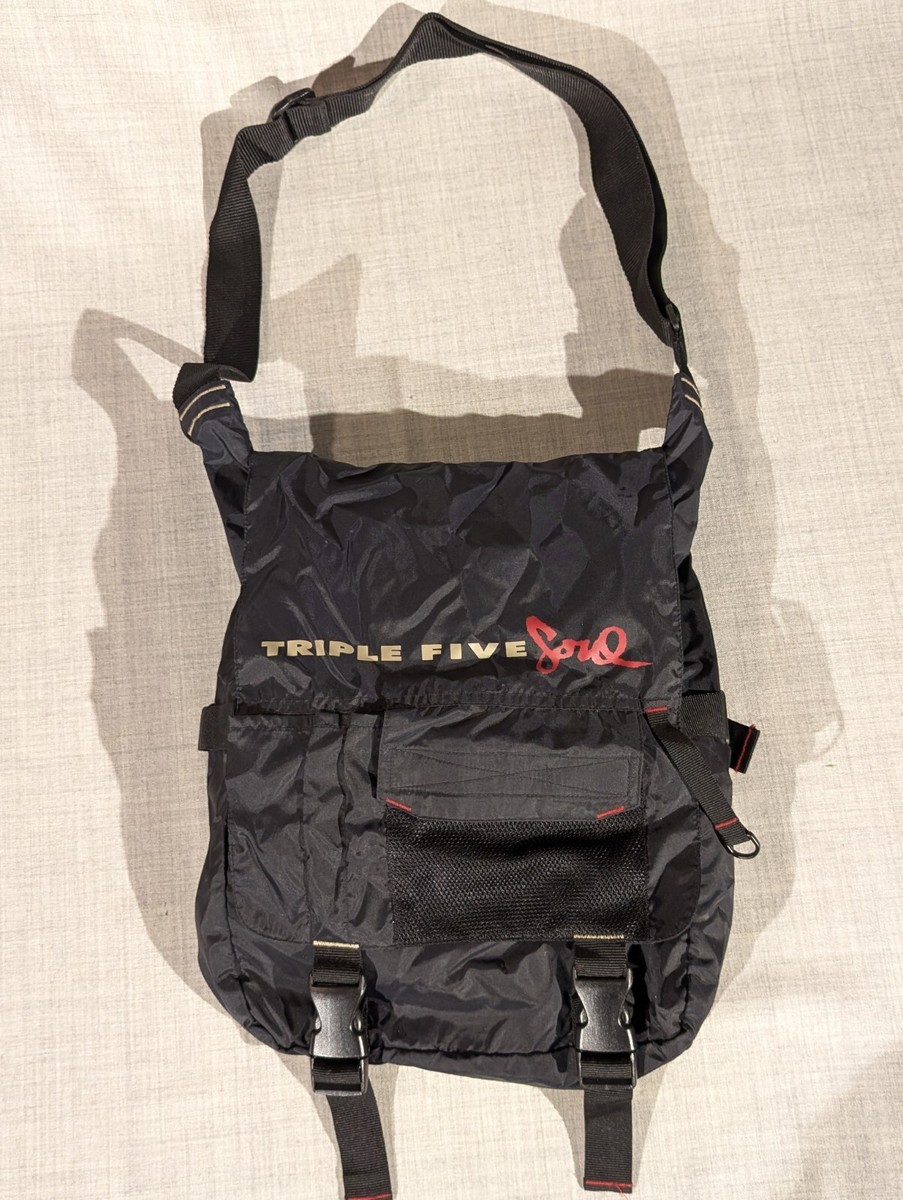 バッグ 00s Coleman archive nylon messenger bag 00s Coleman archive nylon messenger bag