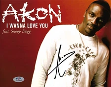 Akon signed Trouble Lonely Locked Up Konvicted 8x10 Photo w/ PSA DNA AO78590