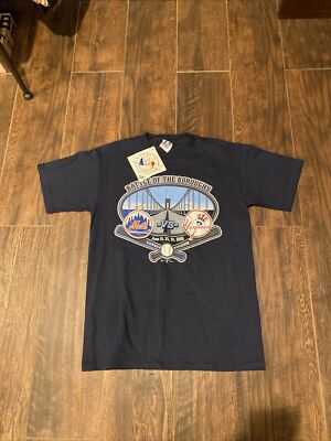 NWT Mets & Yankees Battle Of The Boroughs T-Shirt Medium