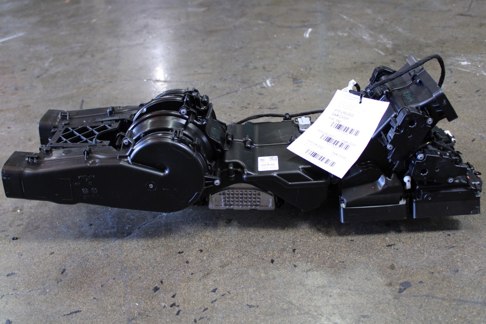 Lamborghini Urus, Rear Blower Motor, Complete, Used, P/N 4M0819351A