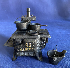 Vintage AAA Queen Cast Iron Oven Stove Toy Salesman Sample w Accessories