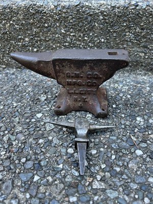 Vintage G. M. MFG Co. L. I. City NY 4 Lb Jewelry Anvil w/ Anvil Hardy