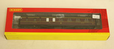 Hornby 4447 BR Corridor 1st Class Coach 00 gauge coach. Very Good+ boxed.
