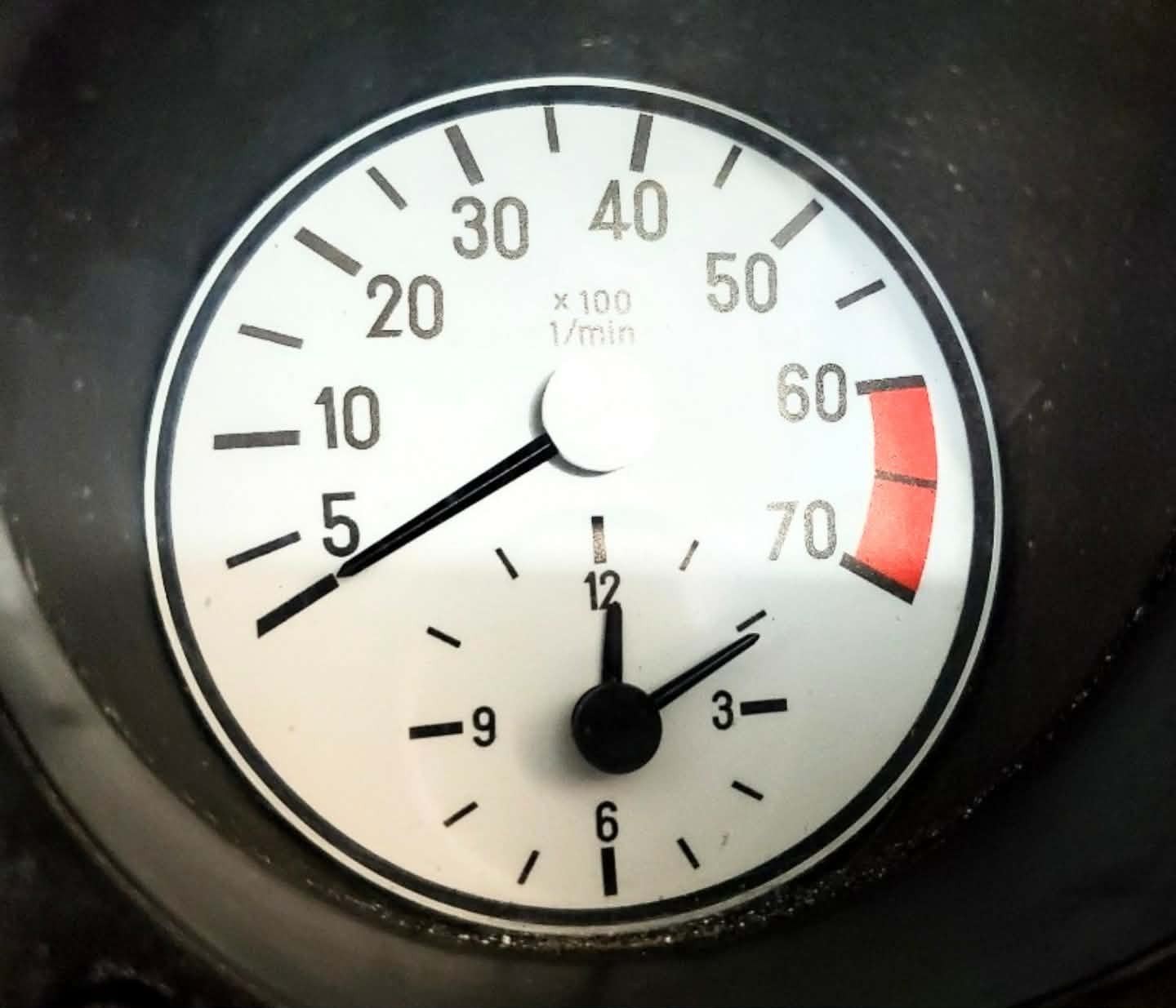 Mercedes R107 W124 W126 W201 AMG BRABUS  speedometer cluster conversion service 