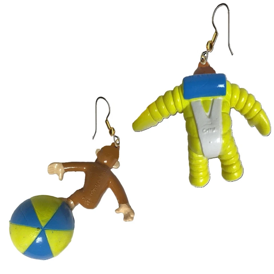 Retro Vintage CURIOUS GEORGE Funky PENDIENTES Dibujos Animados Mono Libro Novedad Joyería Foto 2 de 3