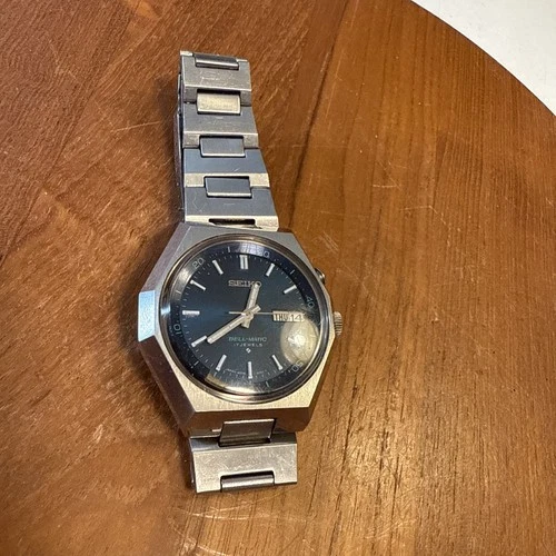 Vintage Seiko Bell-Matic Watch 4006-6059 Day/Date 17 Jewels Works Great