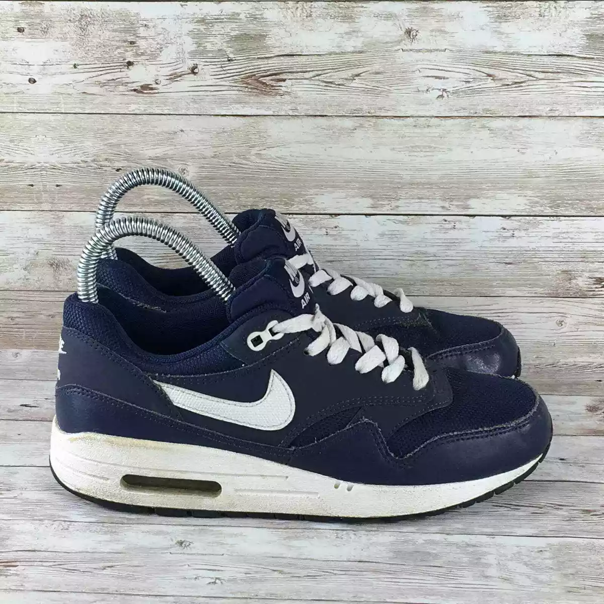 Navy blue nikes clearance youth