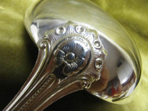 beautiful french silverplate soup ladle Christofle pearls & nets (filets perles) - Picture 11 of 12