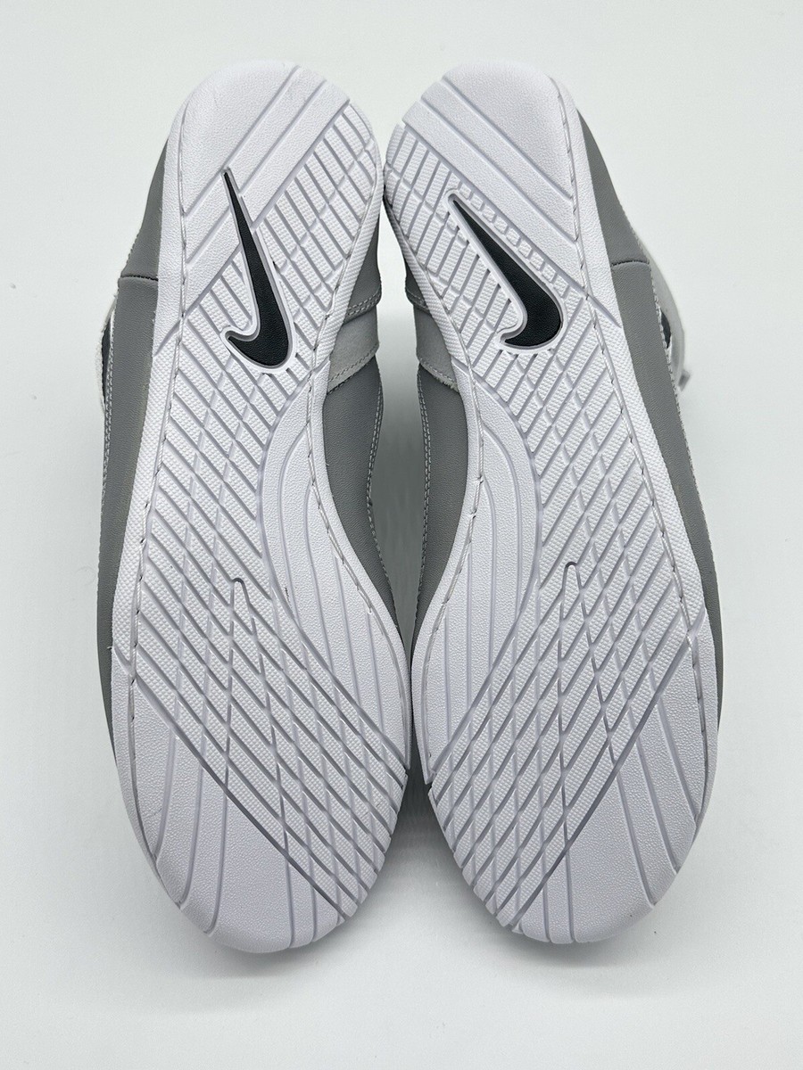 Nike Fury Men\'s Size 10 Wrestling Shoes White Dark Grey Wolf Grey LIKE NEW? Nike Fury Men main image 3