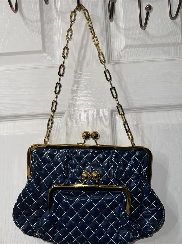 Bolso de mano Goldenbleu azul charol marco dorado Foto 4 de 4