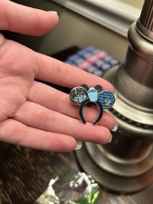 2026 WDW Hidden Mickey Disney Wave A HATBOX GHOST Ear Headband SUPER CHASER PIN