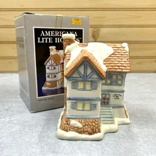 Vintage Americana Lite GWT 1987 Ceramic Christmas Village House with Cord