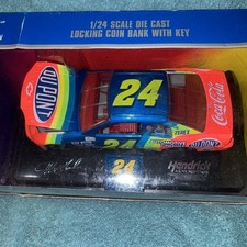 1995 RACING CHAMPIONS 24 JEFF GORDON DIECAST 1:24 COIN BANK AND KEY NIB DC468
