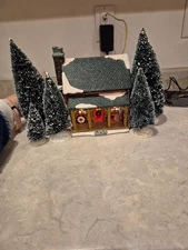 St. Nicholas Square "Log Cabin" (1998, Illuminated) No Cord