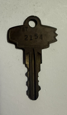 VARIATION LISTING: USED FORT LOCK 757 REPLACEMENT KEY FOR ARCADE MACHINE DOOR