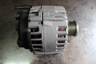 Renault Trafic III (X82) 2022 Lichtmaschine 231008648R TTI15878