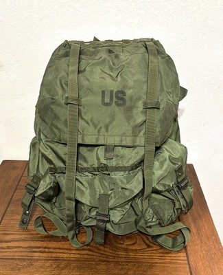 70s US.ARMY LC-1 アリスパック セージグリーン バックパック s-l400.jpg