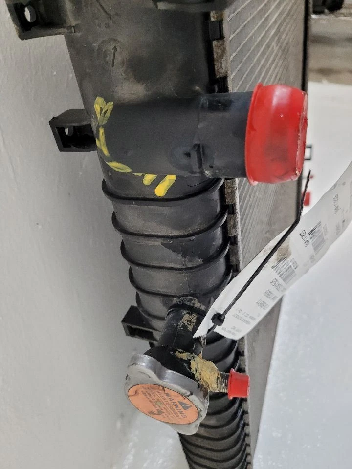 2004-2015 NISSAN ARMADA Radiator 21460ZZ90A 04-15 — 第 4/4 张图片