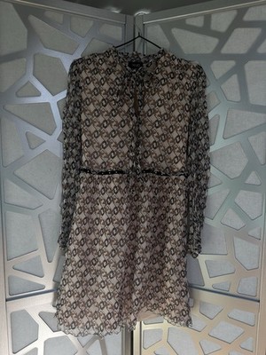 Liu Jo Stylish Expensive Dress Size XS 100% Silk Great For Any Occasion