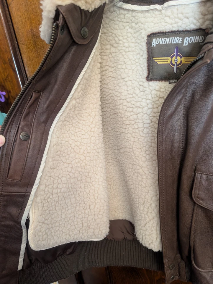 Size Medium Brown Leather Bomber Jacket With Removable Lining Unisex - Image 3 of 4