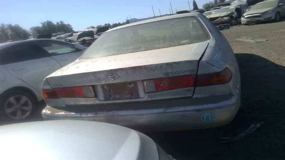 Coolant Reservoir Fits 97-01 LEXUS ES300 29584280 — 第 4/4 张图片