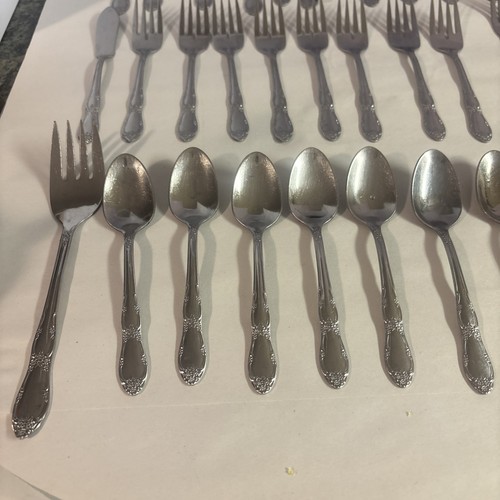 Oneida Flatware - Picture 2 of 13