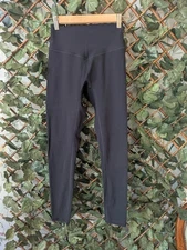 Black High-Waisted Leggings – Size M | Stretchy Yoga Pants | Activewear &